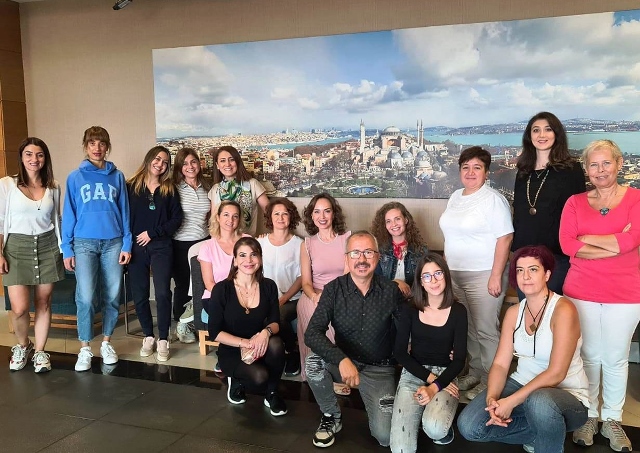 Ayurvedik Yoga Terapi Eğitimi 2. Modül — Ebru Şinik oturumundan kare