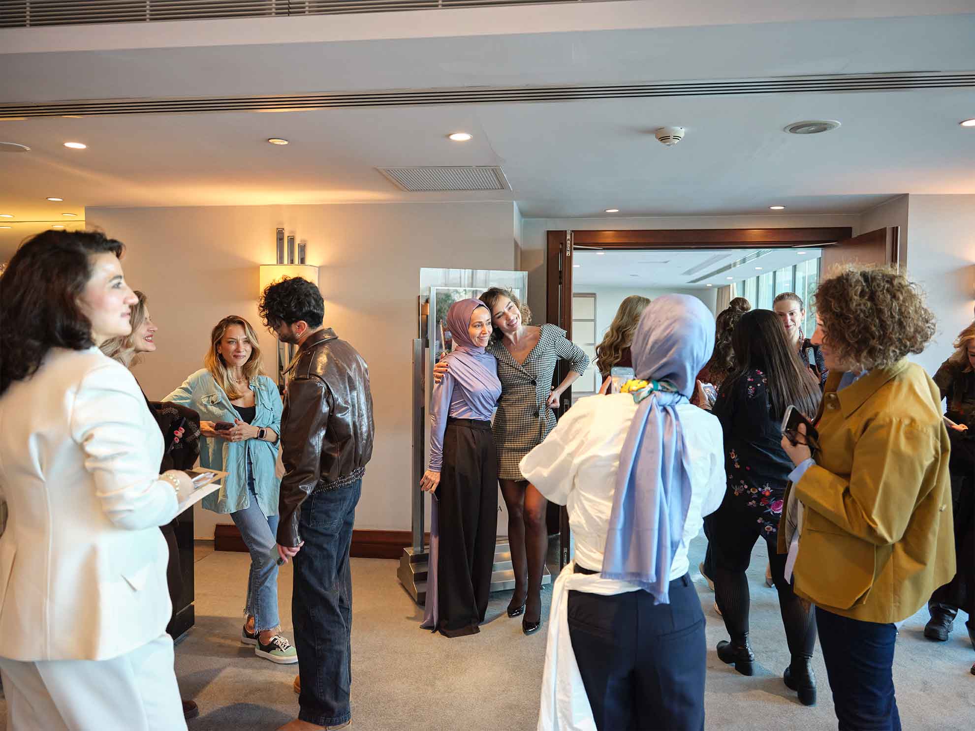 Wellbeing Sofraları – Masa düzeni ve boğaz manzarası