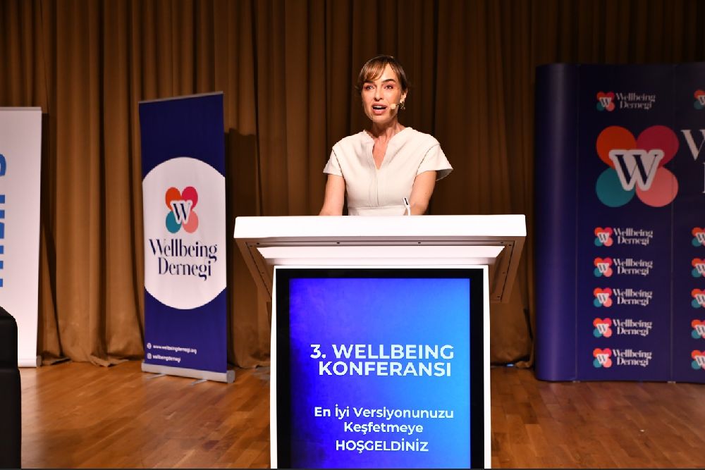 3. Wellbeing Konferansı’nda Zihin, Beden ve Finansal Sağlık Masaya Yatırıldı: Akademimiz Kurucusu Ebru Şinik Açılışı Yaptı